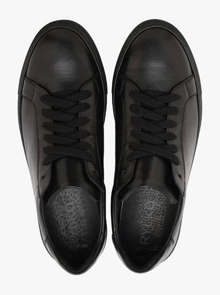 Schwarze Turnschuhe für Männer