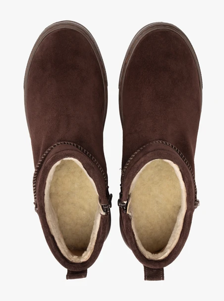 Kastanienbraune kurze Schneestiefel