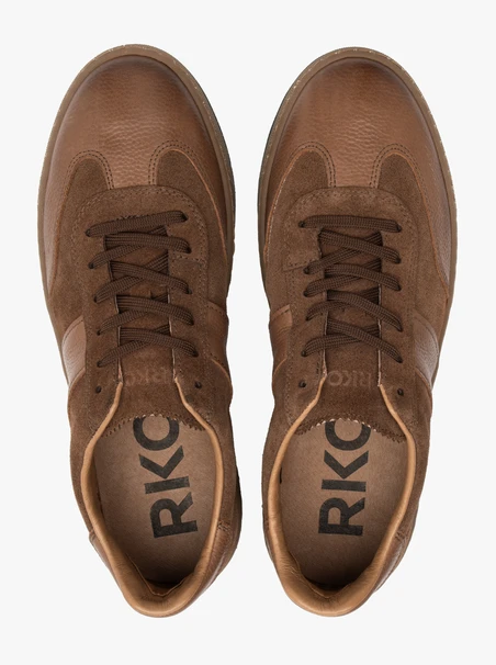 Braune Herren-Schnürsenkel-Sporthalbschuhe