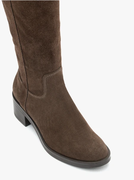 Braune Stiletto-Stiefel