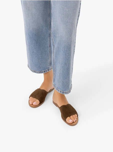 Flache Damen-Flip-Flops aus Schokolade