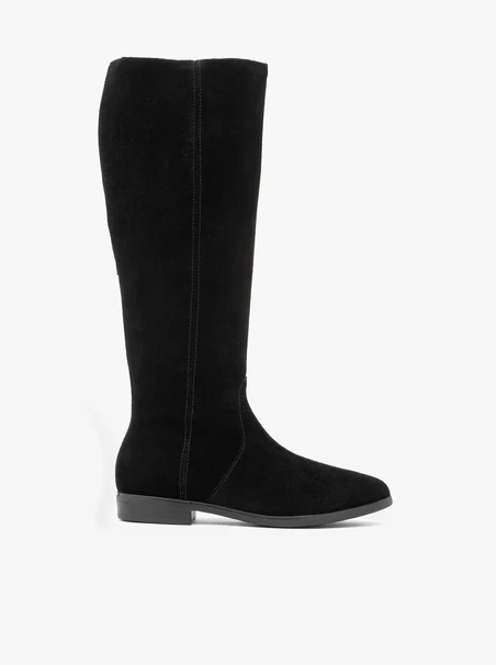 Flache Stiefel aus schwarzem Veloursleder