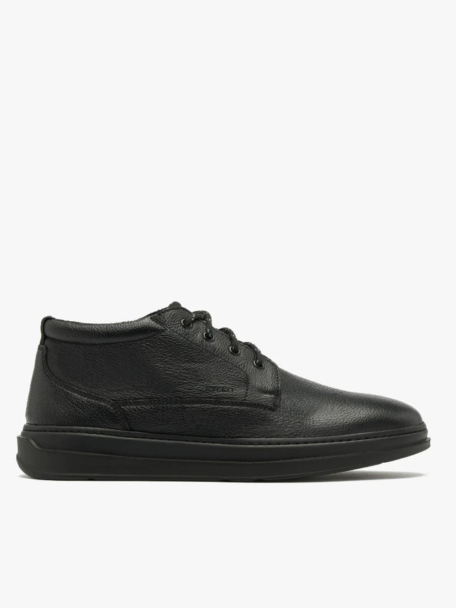 Schwarze Herrenstiefel
