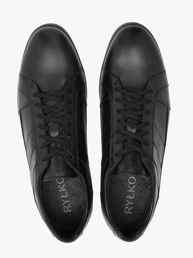 Schwarze lässige Halbschuhe