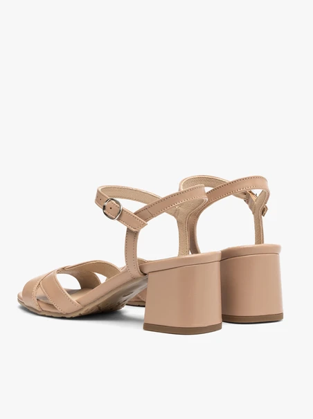 Beigefarbene Stiletto-Sandalen für Frauen
