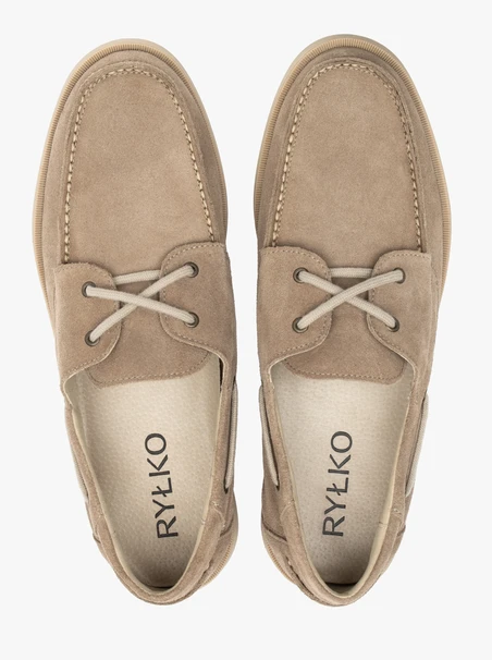 Beigefarbene Schnürhalbschuhe