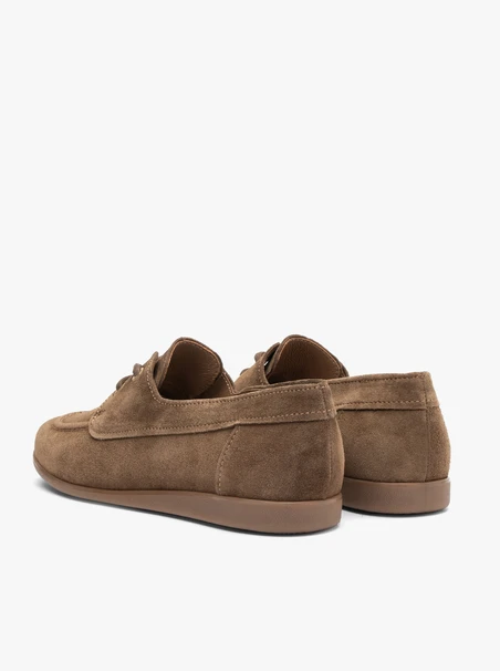 Braune Velours-Halbschuhe