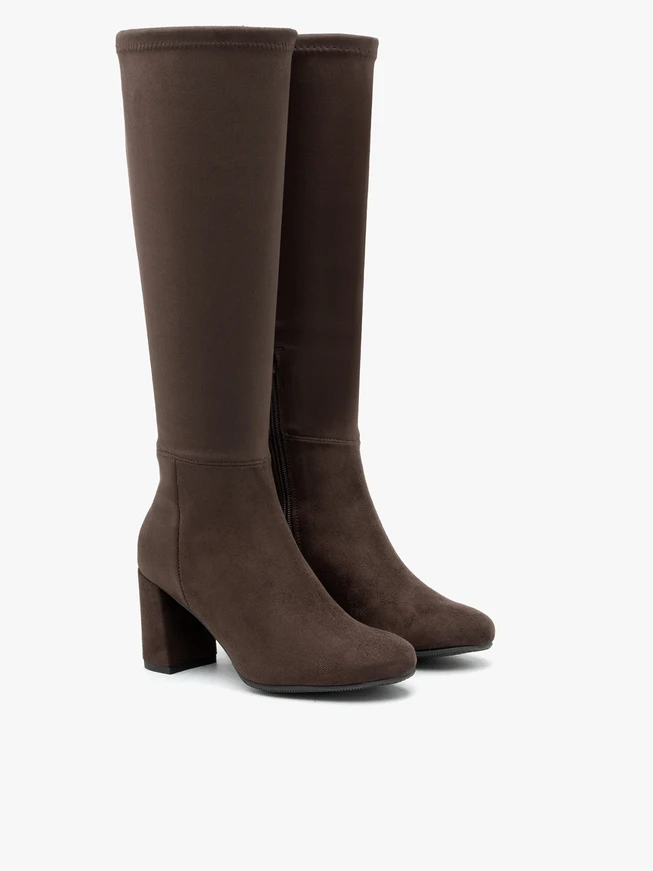 Dunkelbraune Stiefel mit breitem, elastischem Schaft