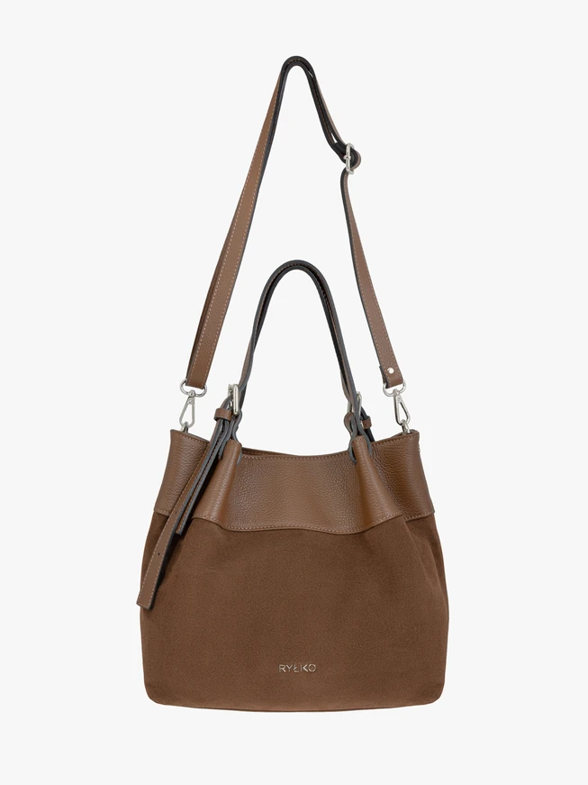 Hellbraune mittelgroße Tasche