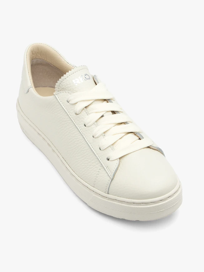 Halbschuhe aus cremefarbenem Leder