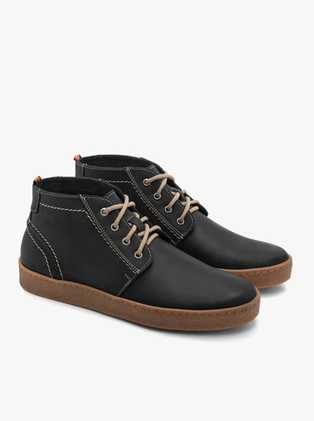 Schwarze Nubuklederstiefel