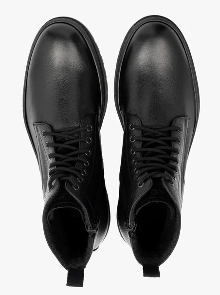 Schwarze Herrenstiefel mit Logo auf dem Schaft