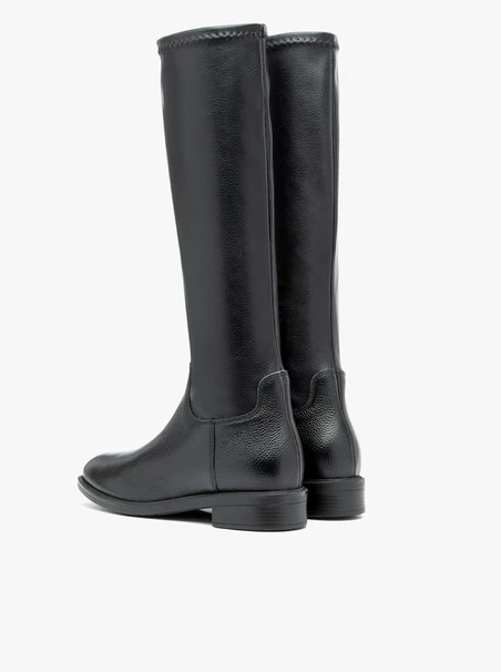 Schwarze Gummistiefel mit schmalem Schaft