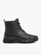 Isolierte Stiefel aus schwarzem Schafsleder