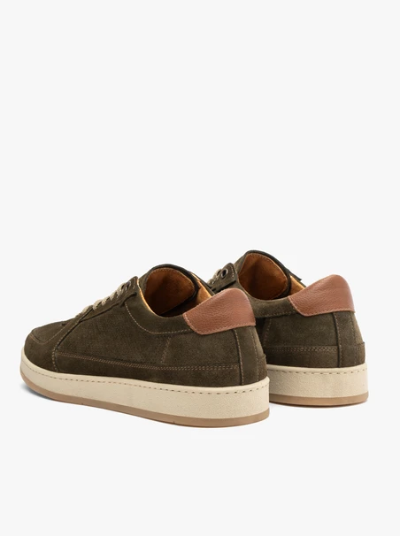 Olive-braune sportliche Halbschuhe