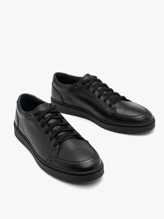 Schwarze Schnürschuhe für Männer