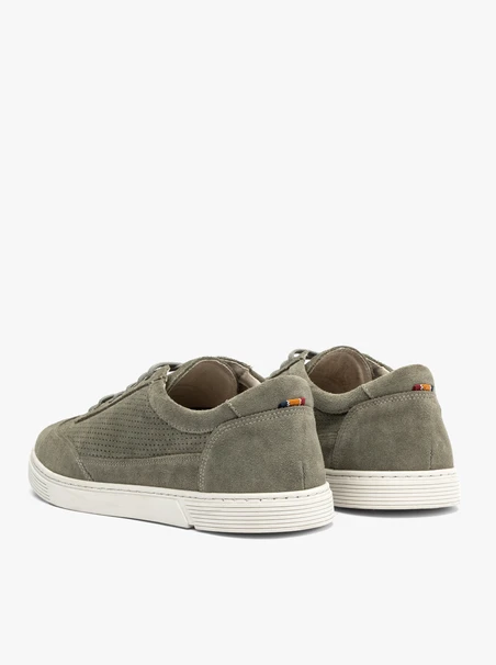 Halbschuhe aus Veloursleder zum Schnüren in Oliv