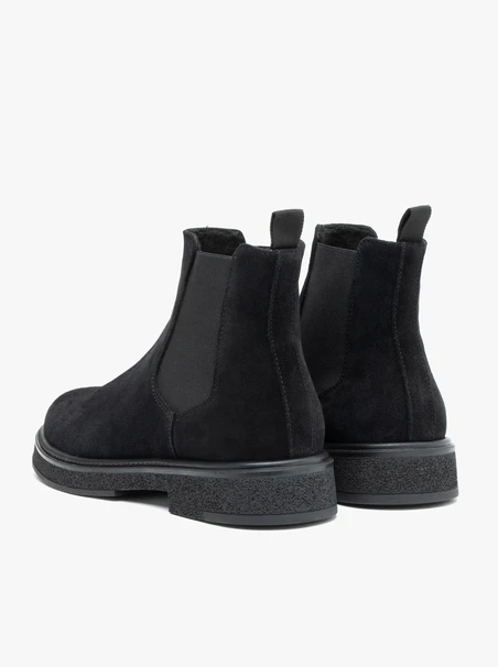 Schwarze Veloursleder-Pantoffeln