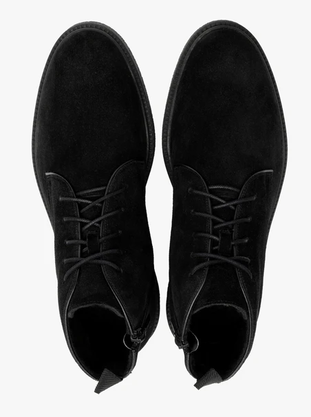 Herrenstiefel aus Veloursleder im Freizeitstil