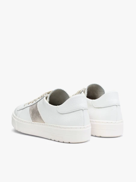 Weiße Lederhalbschuhe mit Platinriemen