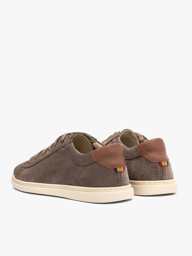 Dunkelbraune Schnürhalbschuhe