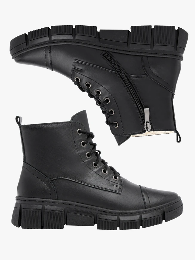 Isolierte Stiefel aus schwarzem Schafsleder