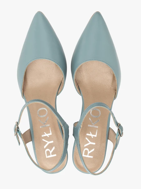 Blaue Pumps mit lackiertem Absatz