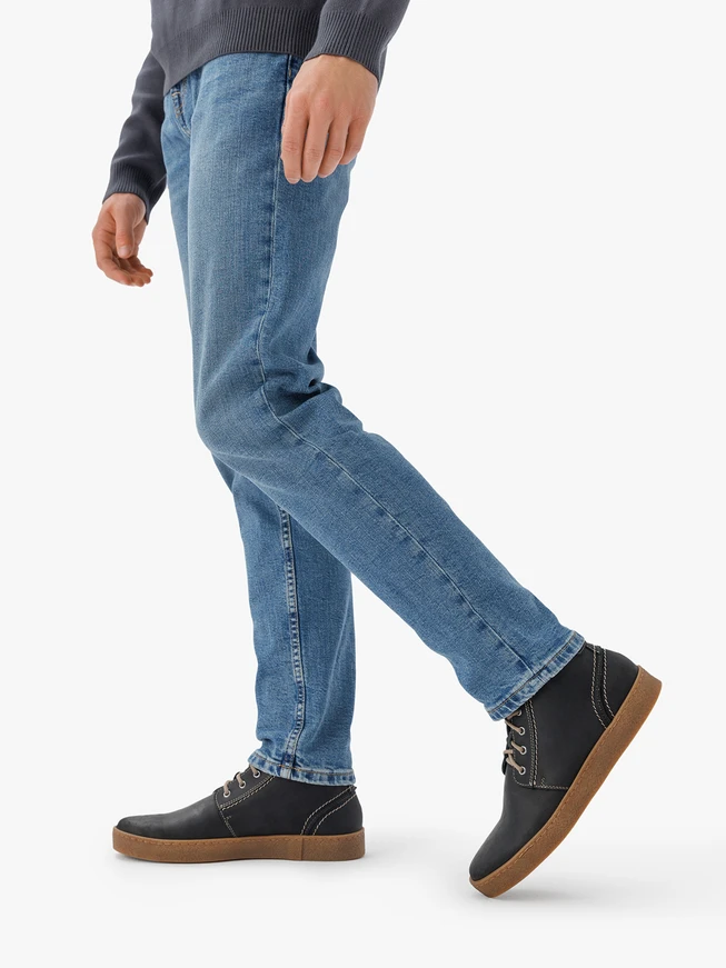 Schwarze Nubuklederstiefel
