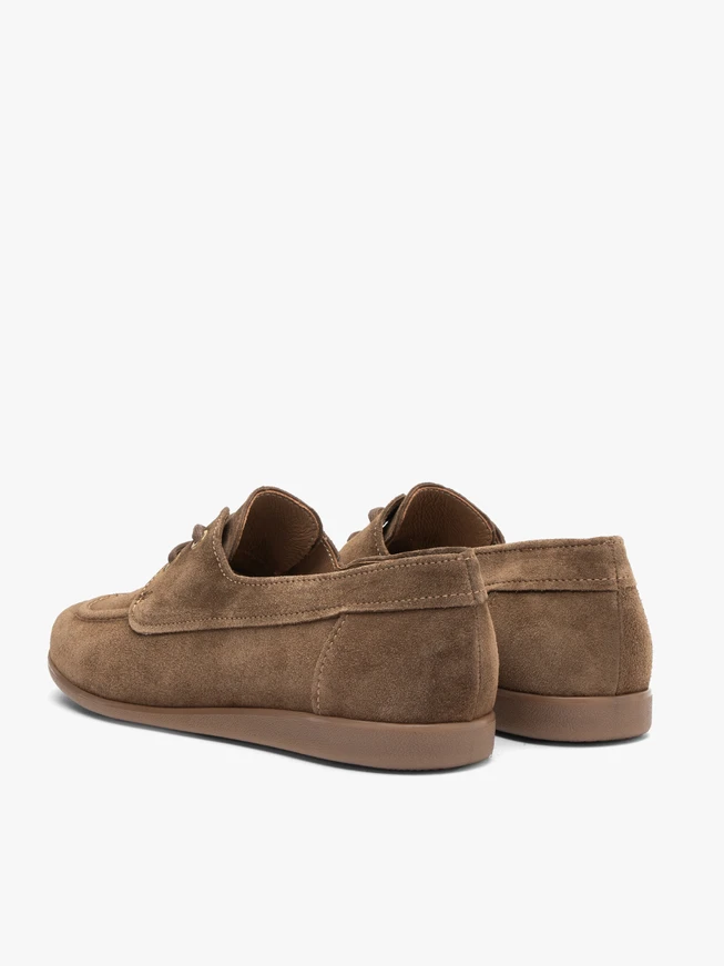 Braune Velours-Halbschuhe