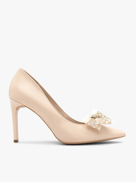 Beigefarbene Pumps mit Stiletto-Absatz und abnehmbarer Schleife