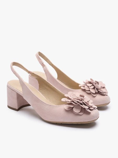 Hellrosa Slingback-Pumps ohne Absatz mit Blumenverzierung