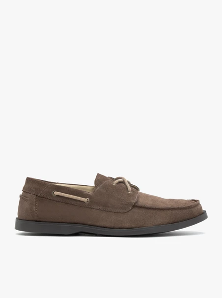Braune Schnürhalbschuhe