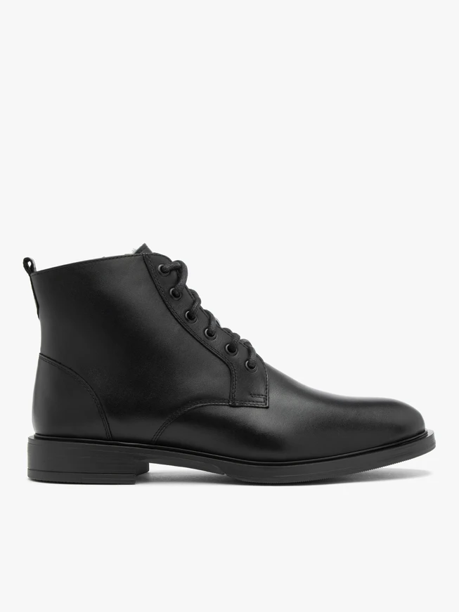 Mit natürlichem Schafsfell isolierte Herrenstiefel