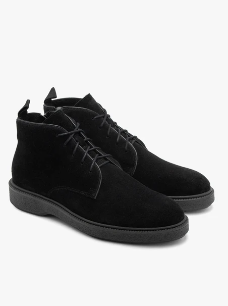 Herrenstiefel aus Veloursleder im Freizeitstil