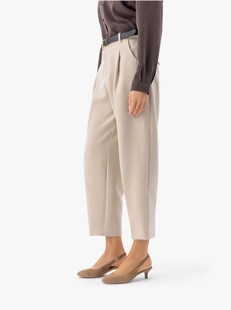 Hellbraune Slingback-Pumps ohne Absatz