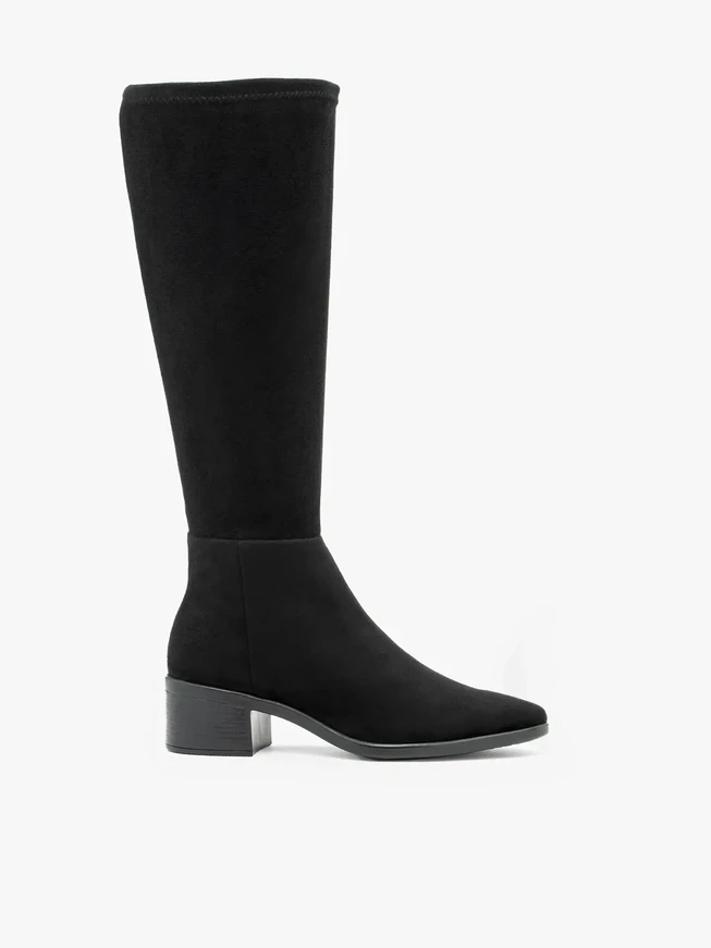 Schwarze Gummistiefel mit breitem Schaft
