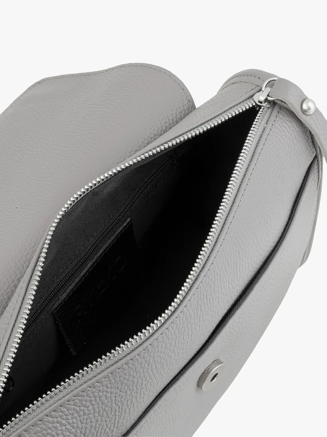 Hellgraue Lederhandtasche