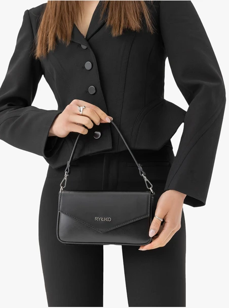 Schwarze elegante Clutch-Tasche mit Kette