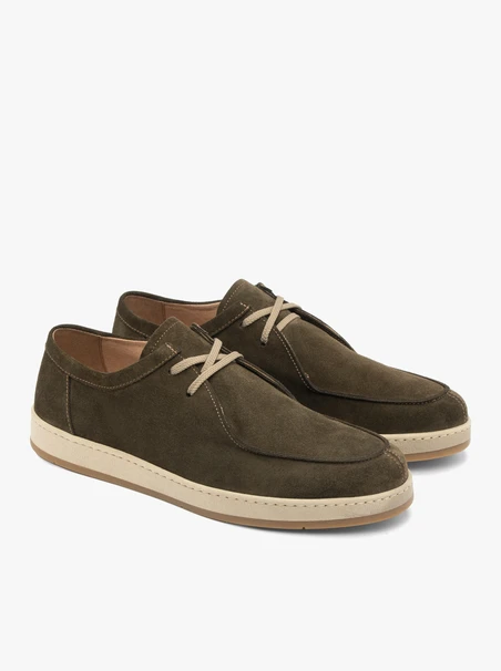 Olivfarbene Freizeithalbschuhe
