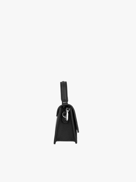 Schwarze elegante Handtasche mit Kette