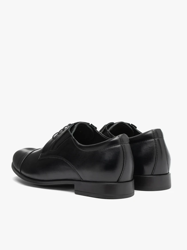 Schwarze klassische Herrenschuhe