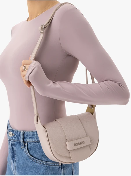 Handtasche aus hellrosa Vollnarbenleder