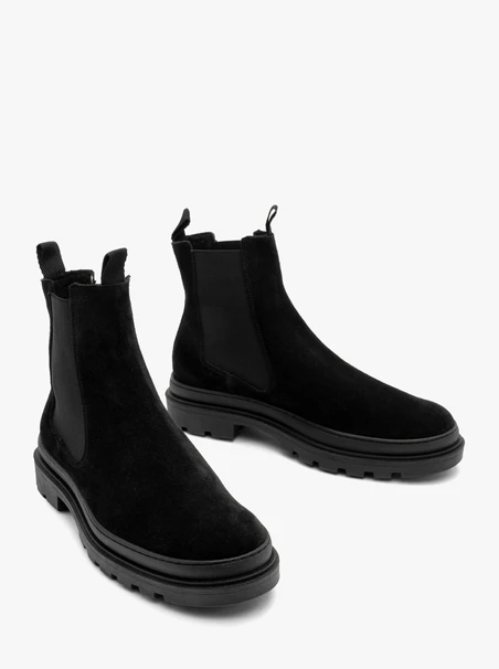 Herrenstiefel aus Veloursleder mit dicker Sohle