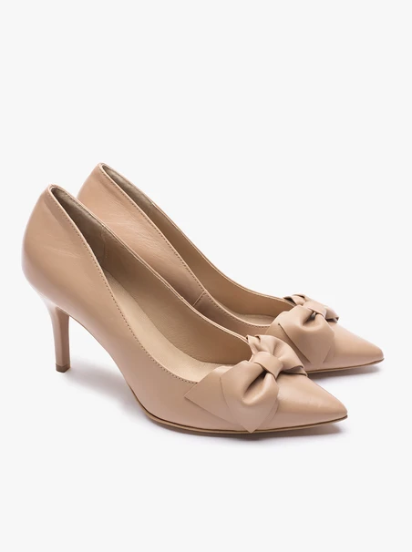 Beigefarbene Stiletto-Schleifen-Pumps