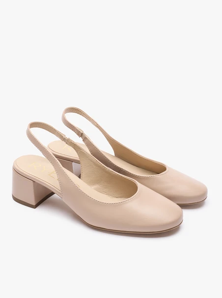 Beigefarbene Slingback-Pumps ohne Absatz