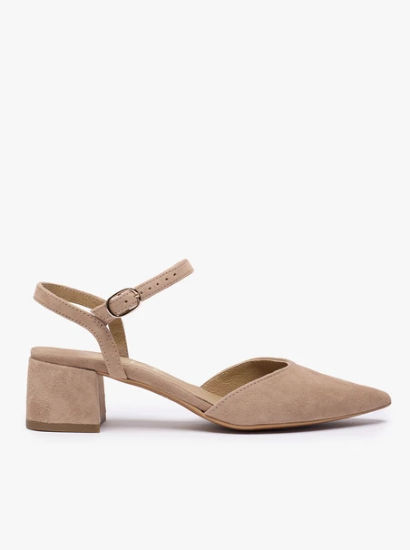 Taupefarbene absatzlose Slingback-Pumps mit Pfosten