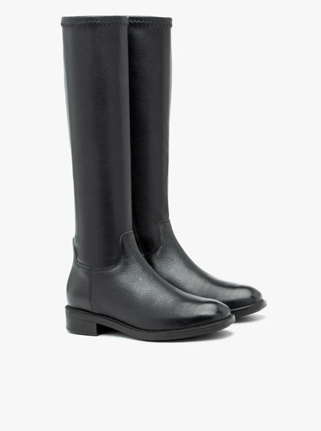 Schwarze Gummistiefel mit schmalem Schaft