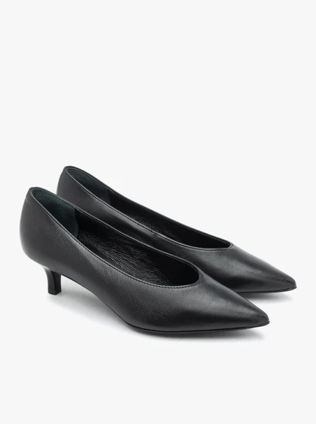Schwarze Stiletto-Pumps aus Leder