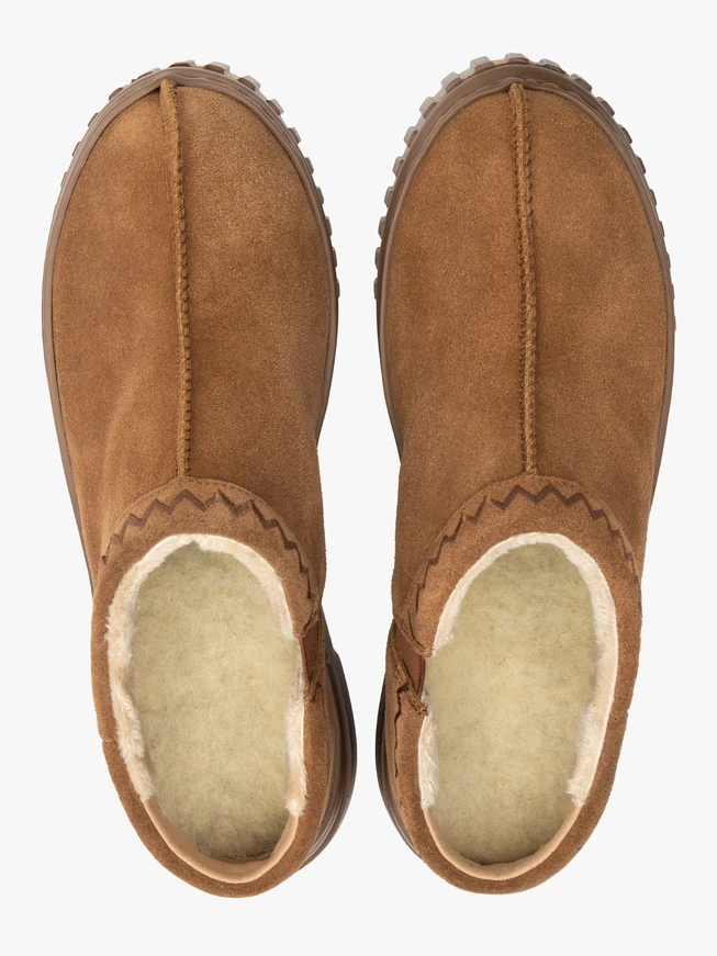 Isolierte Schneestiefel aus braunem Velours