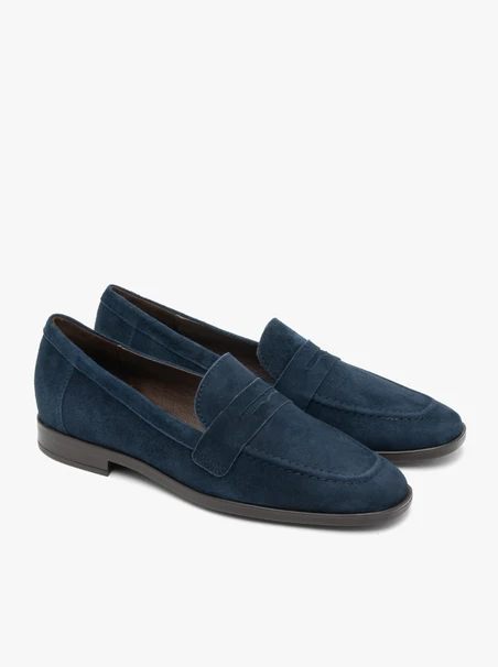 Mokassins aus marineblauem Veloursleder